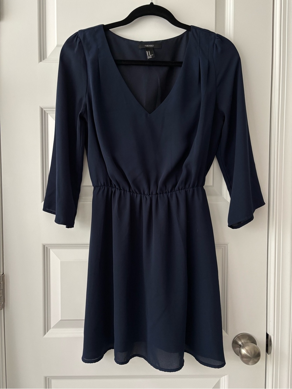 Forever 21 Navy V-Neck Elastic Waist Dress L